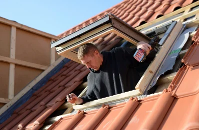 Pose de fenêtres de toit Velux à Briscous